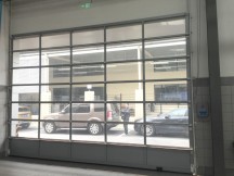 Auto 4S shop door perspective