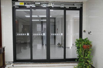 Ironwork frame automatic sensor door - The outstanding choice for office areas